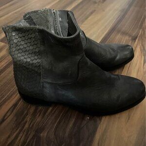 Ron white leather gray booties
